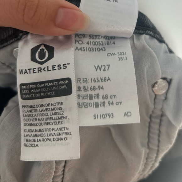 Levis 501 High Rise Black Distressed Shorts size 27 - Picture 10 of 12